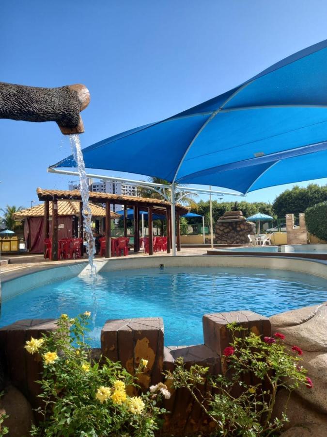 Flats Proximo Ao Shopping Singapura - Pode Descer Com Bebidas Para O Park Aquatico 1105 Apartment Калдас Новас Екстериор снимка